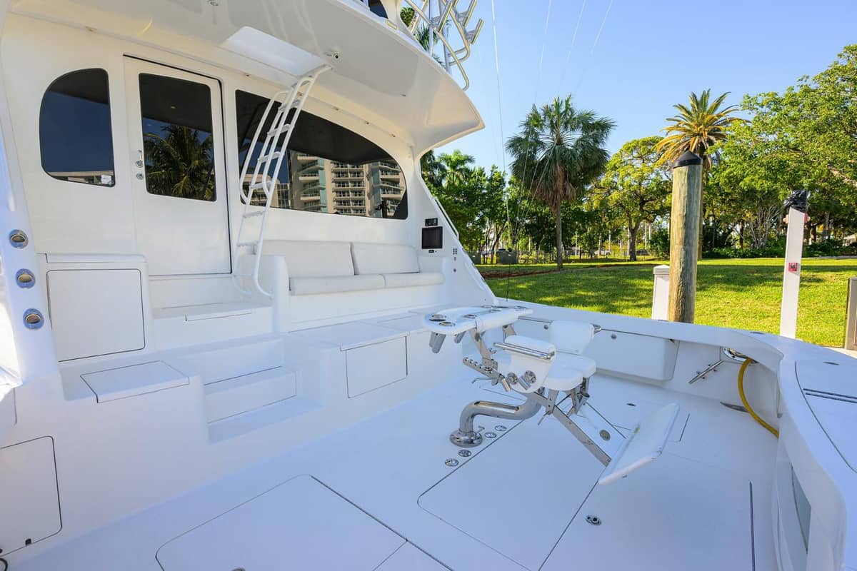 2014 Viking 76 Enclosed Bridge "OSH-IT" photo 60