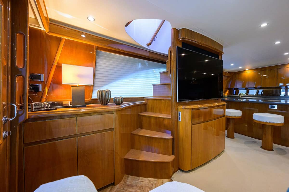 2014 Viking 76 Enclosed Bridge "OSH-IT" photo 11