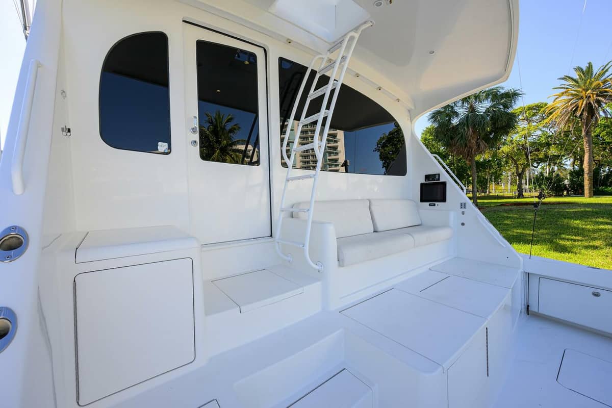 2014 Viking 76 Enclosed Bridge "OSH-IT" photo 54
