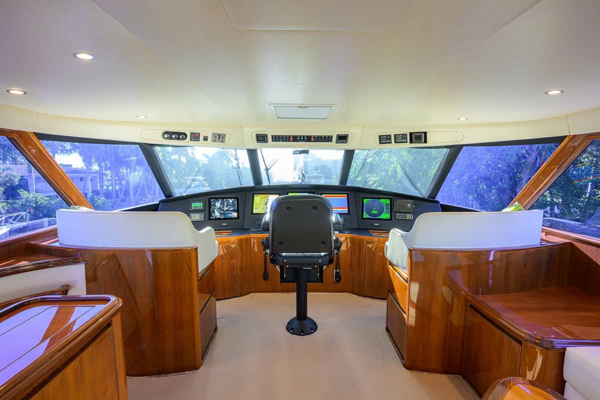 2014 Viking 76 Enclosed Bridge "OSH-IT" photo 49