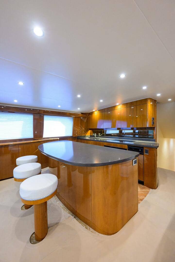 2014 Viking 76 Enclosed Bridge "OSH-IT" photo 15
