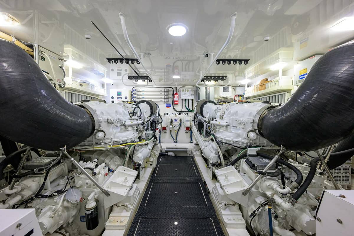 2014 Viking 76 Enclosed Bridge "OSH-IT" photo 64