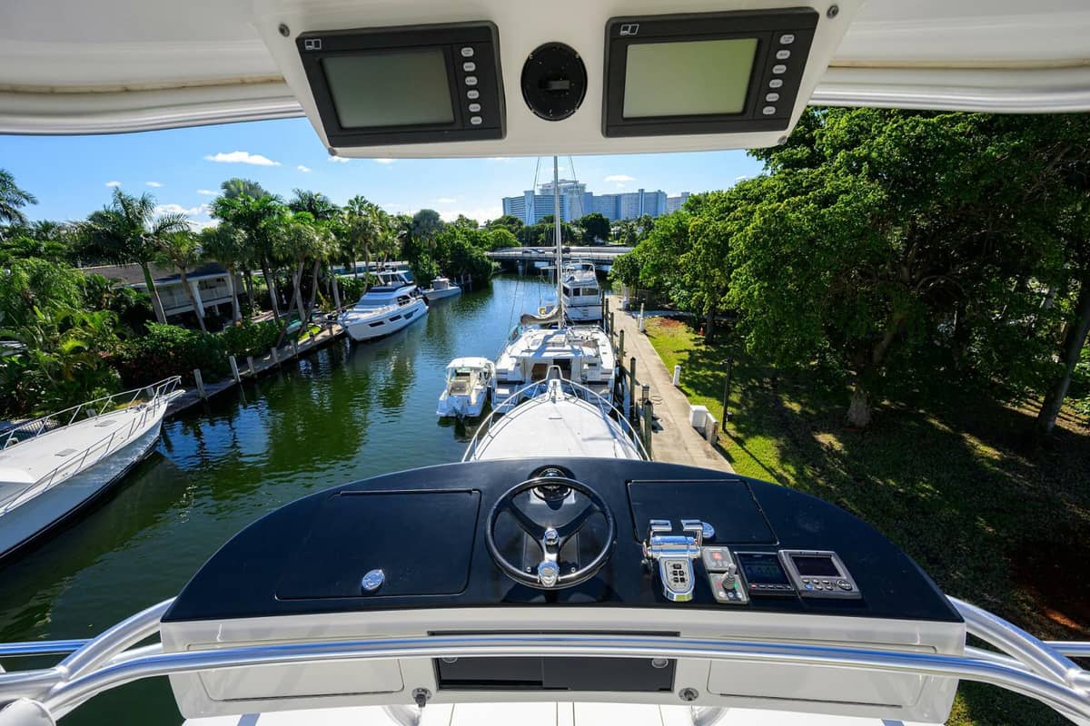 2014 Viking 76 Enclosed Bridge "OSH-IT" photo 55