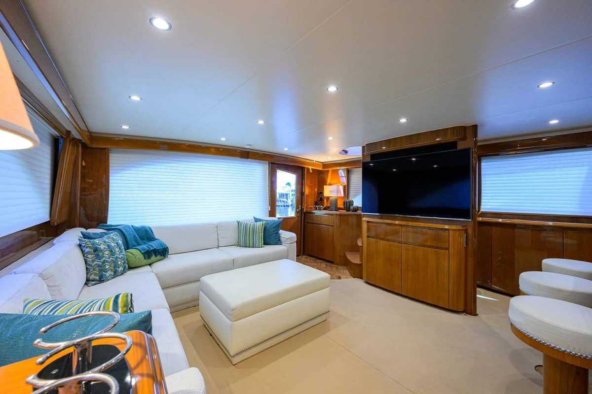 2014 Viking 76 Enclosed Bridge "OSH-IT" photo 9