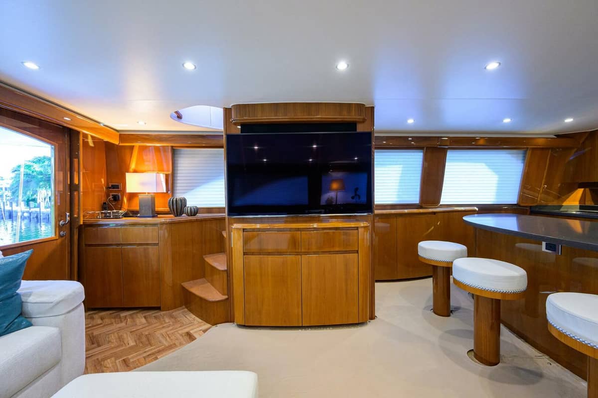 2014 Viking 76 Enclosed Bridge "OSH-IT" photo 10