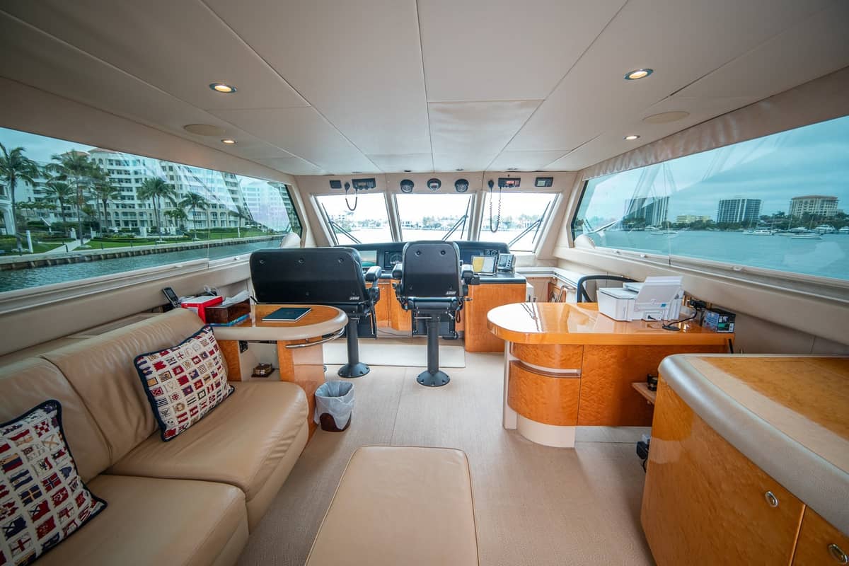 2000 Lazzara Yachts 76 Skylounge "Dare to Dream" photo 54
