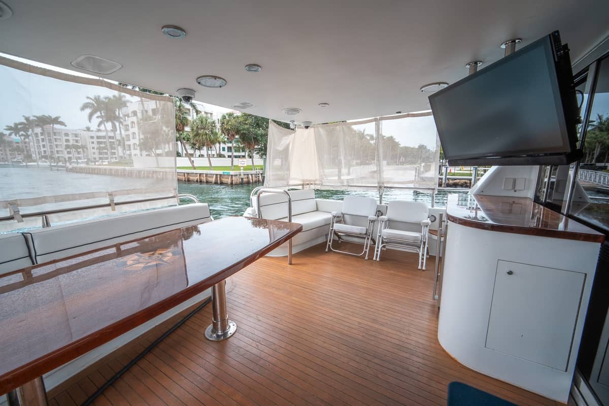 2000 Lazzara Yachts 76 Skylounge "Dare to Dream" photo 64