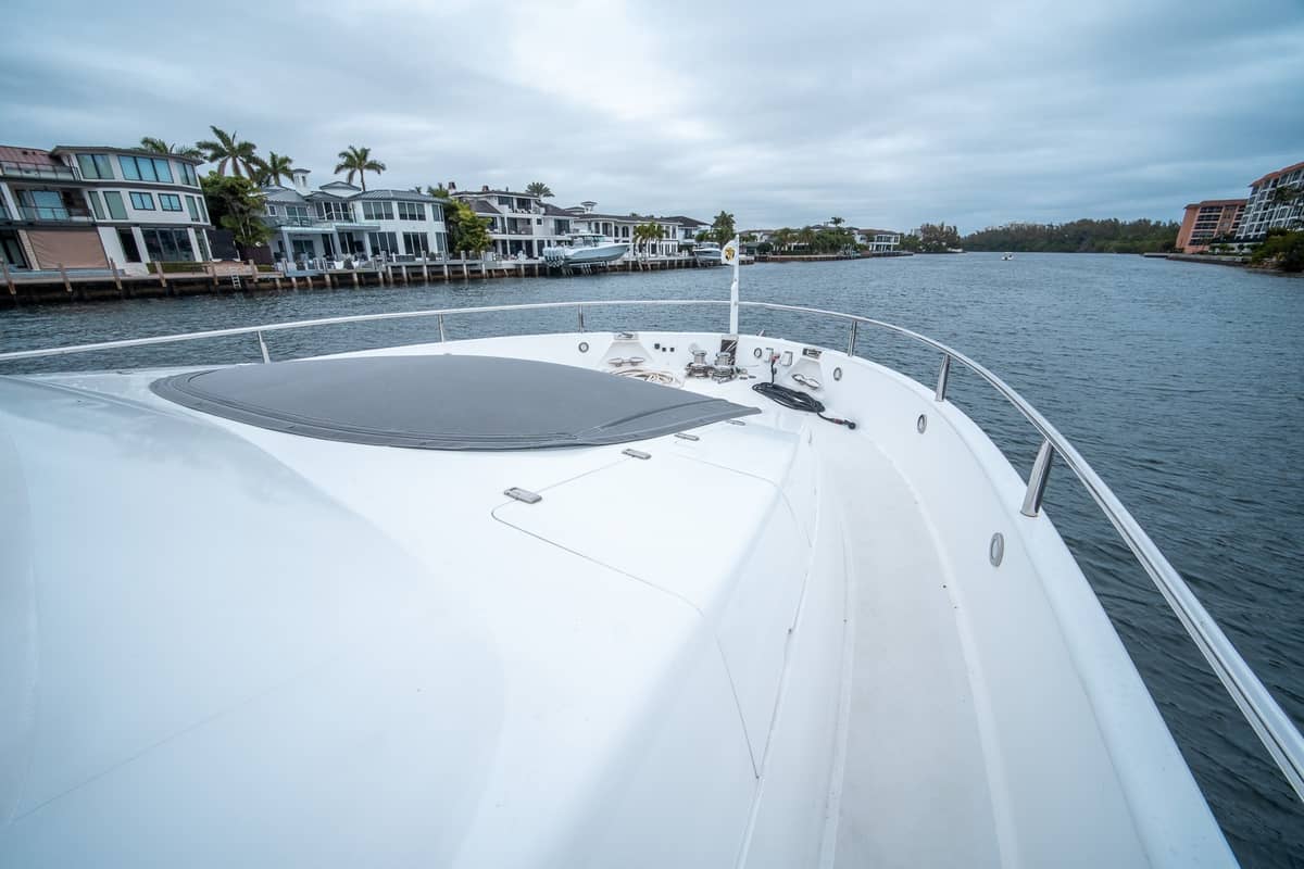 2000 Lazzara Yachts 76 Skylounge "Dare to Dream" photo 77