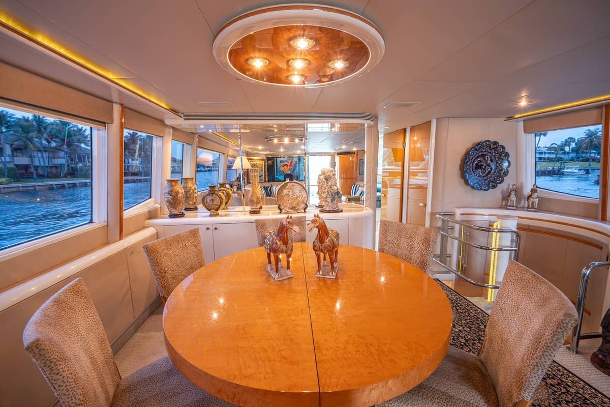 2000 Lazzara Yachts 76 Skylounge "Dare to Dream" photo 8