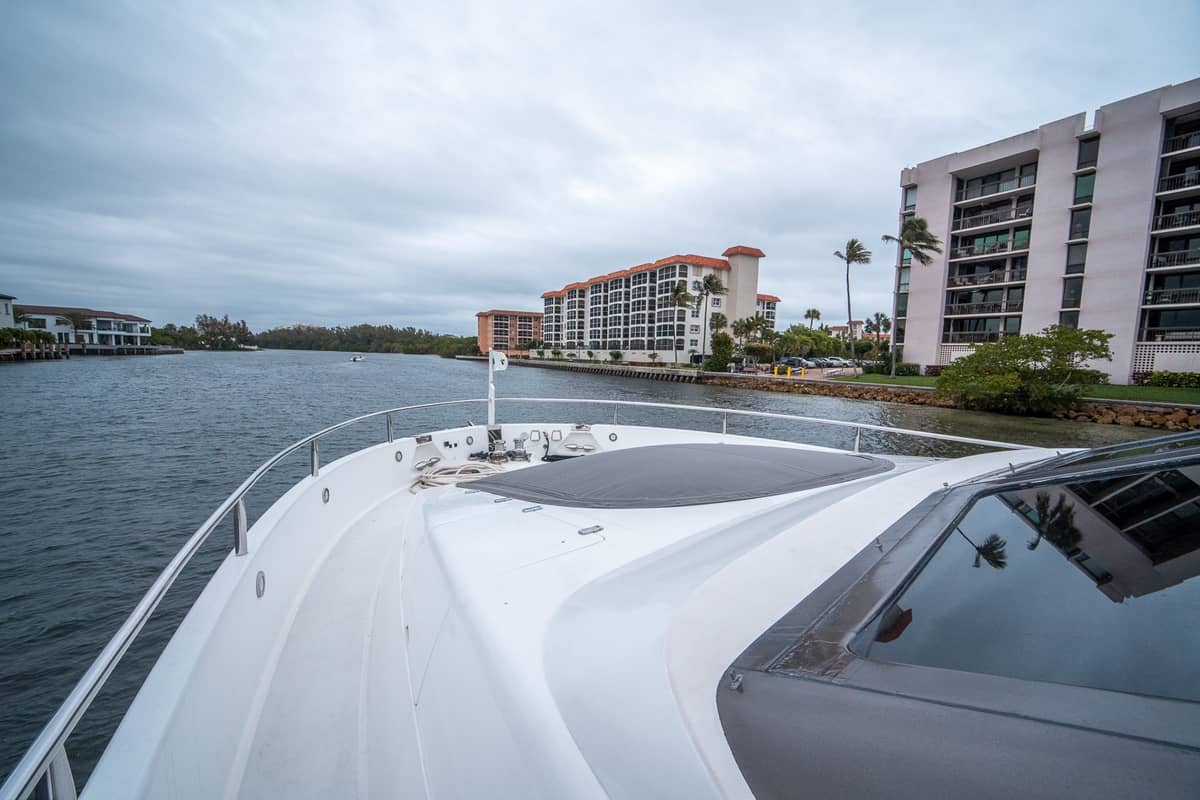2000 Lazzara Yachts 76 Skylounge "Dare to Dream" photo 76