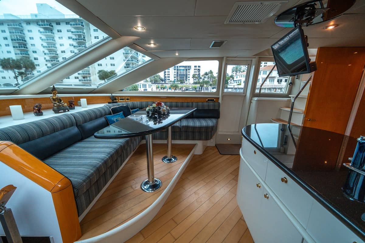 2000 Lazzara Yachts 76 Skylounge "Dare to Dream" photo 47