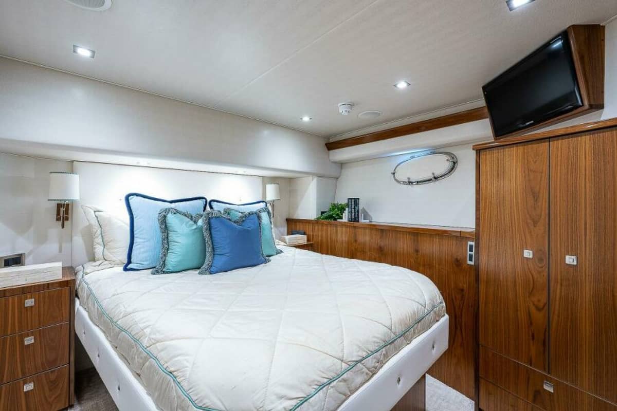 2017 Viking 75 Motoryacht "MIRAGE" photo 29
