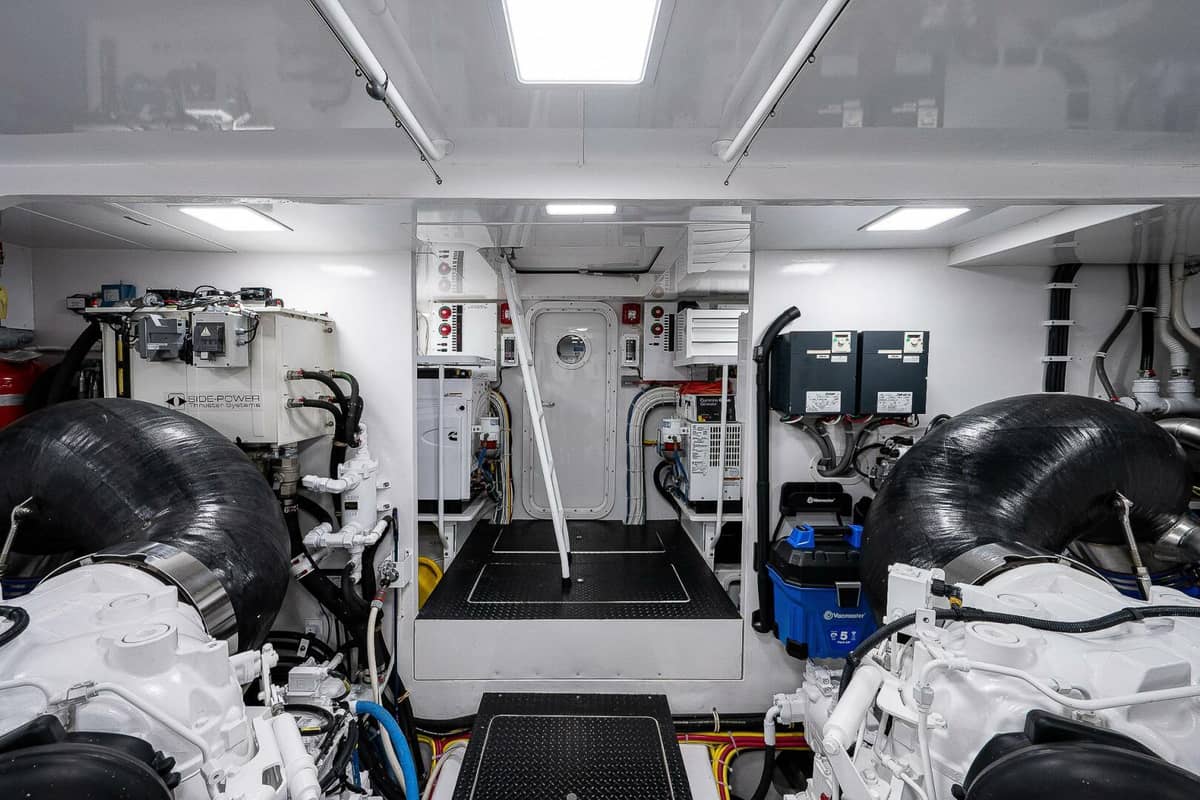 2017 Viking 75 Motoryacht "MIRAGE" photo 64
