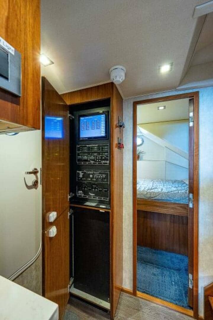 2017 Viking 75 Motoryacht "MIRAGE" photo 41