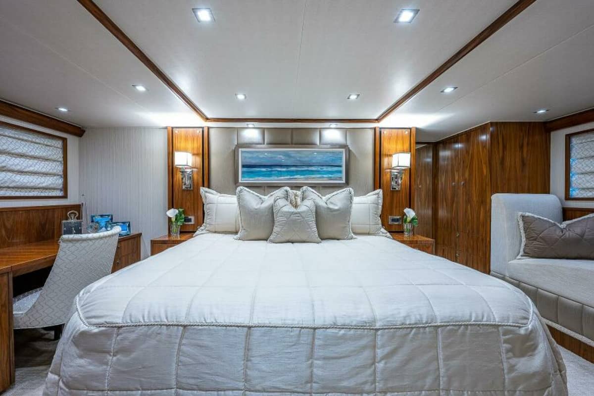 2017 Viking 75 Motoryacht "MIRAGE" photo 14