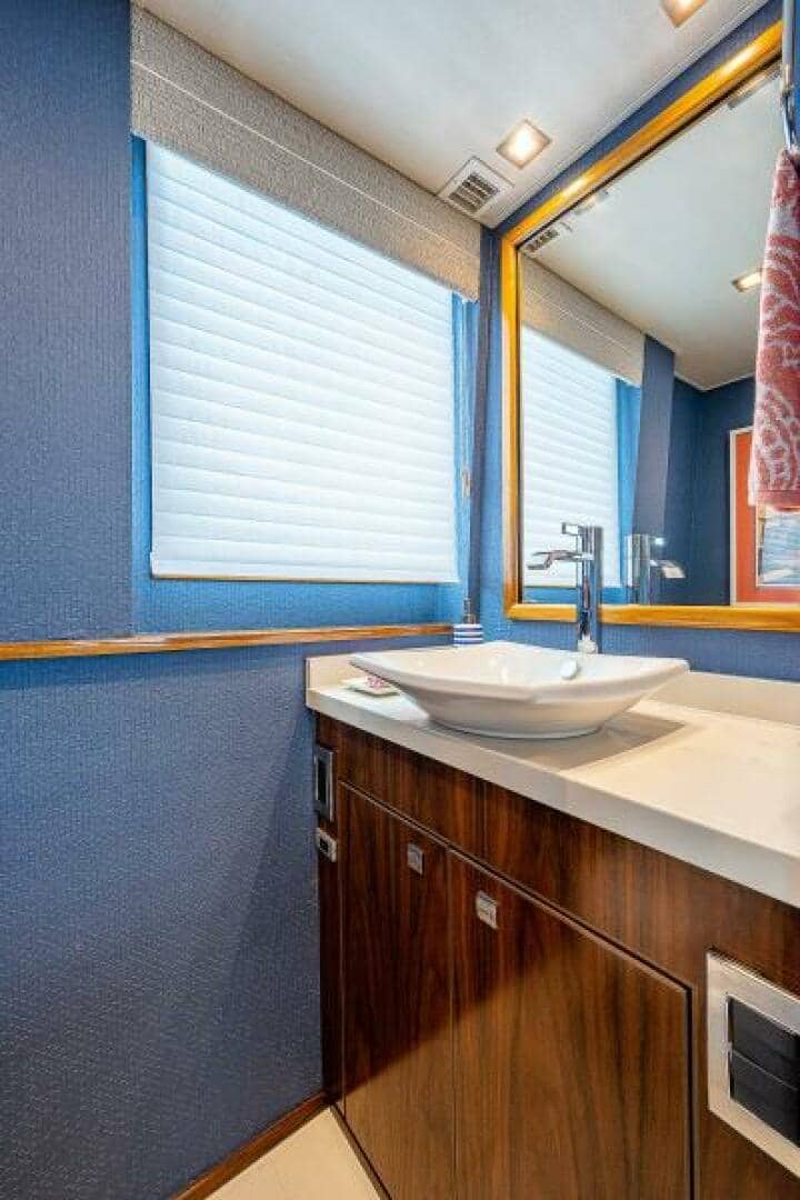 2017 Viking 75 Motoryacht "MIRAGE" photo 10