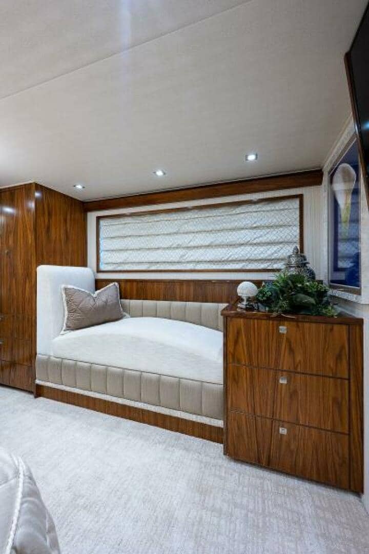 2017 Viking 75 Motoryacht "MIRAGE" photo 17