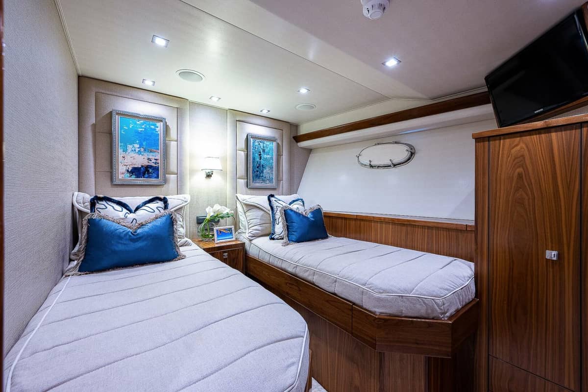 2017 Viking 75 Motoryacht "MIRAGE" photo 24