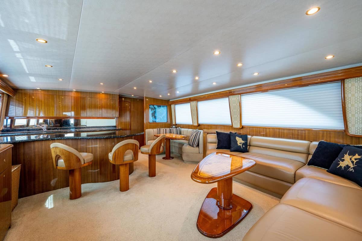 2005 Viking 74 Convertible "Reel Estate" photo 2