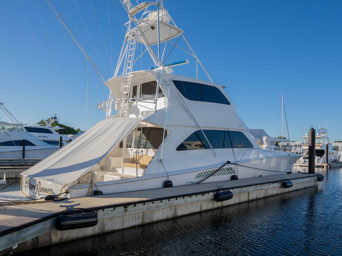 2005 Viking 74 Enclosed Bridge "STREAM RUNNER" photo