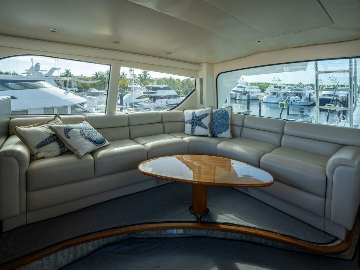 2005 Viking 74 Enclosed Bridge "STREAM RUNNER" photo 17