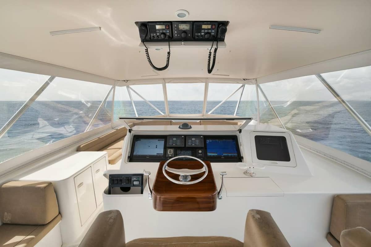 2005 Ocean 73 Super Sport "UNCONQUERED" photo 20