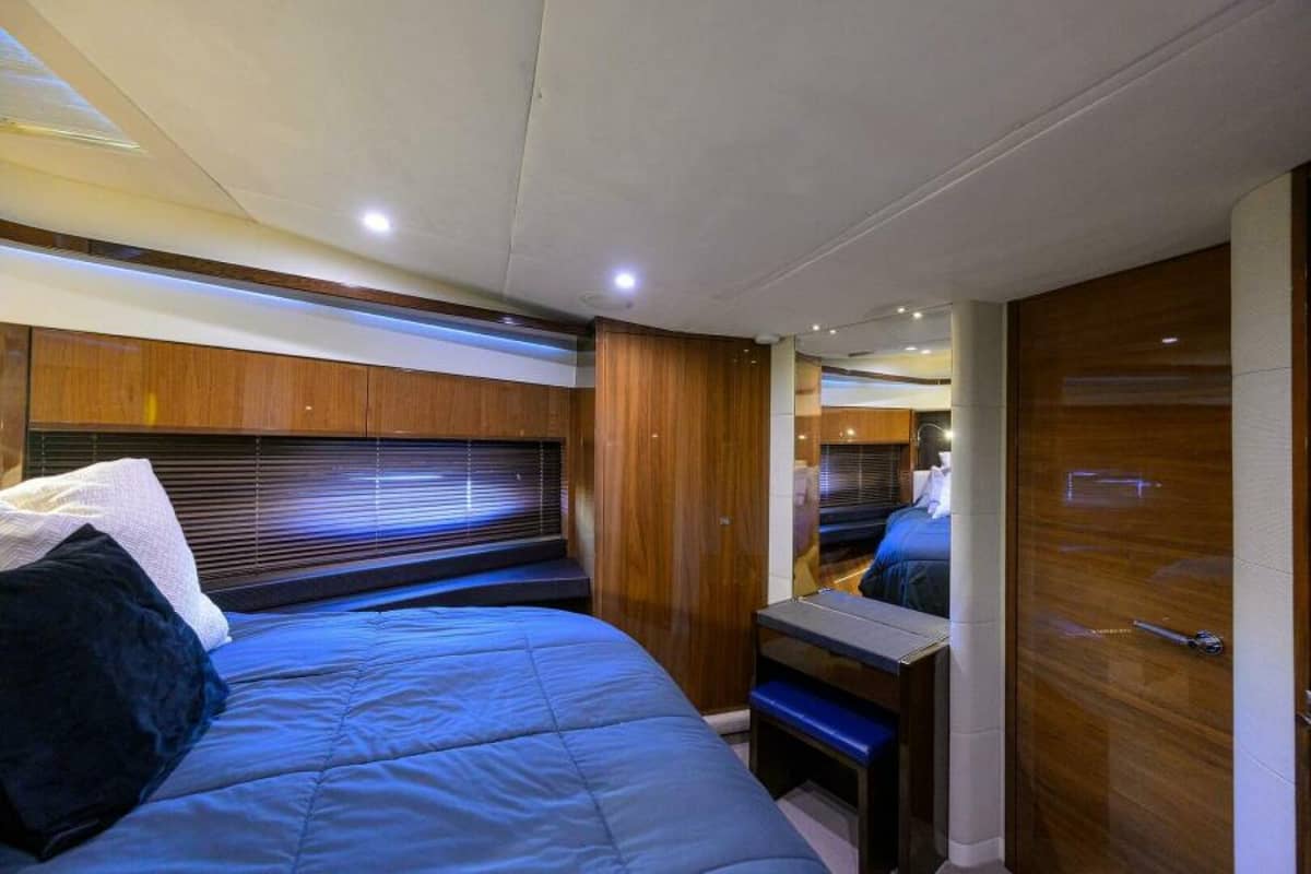 2013 Princess V72 Express Yacht "POLICY LIMITS" photo 46