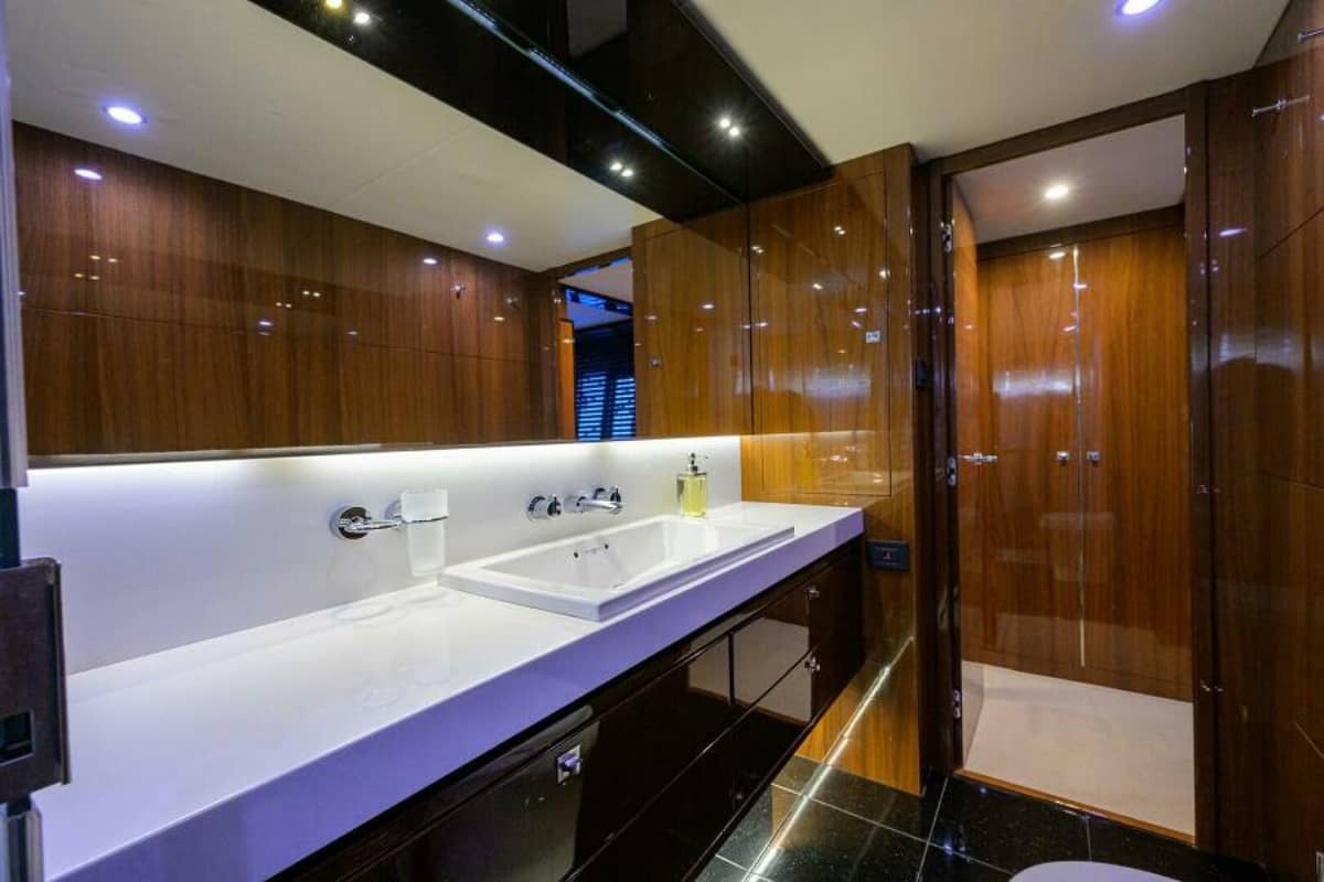 2013 Princess V72 Express Yacht "POLICY LIMITS" photo 42