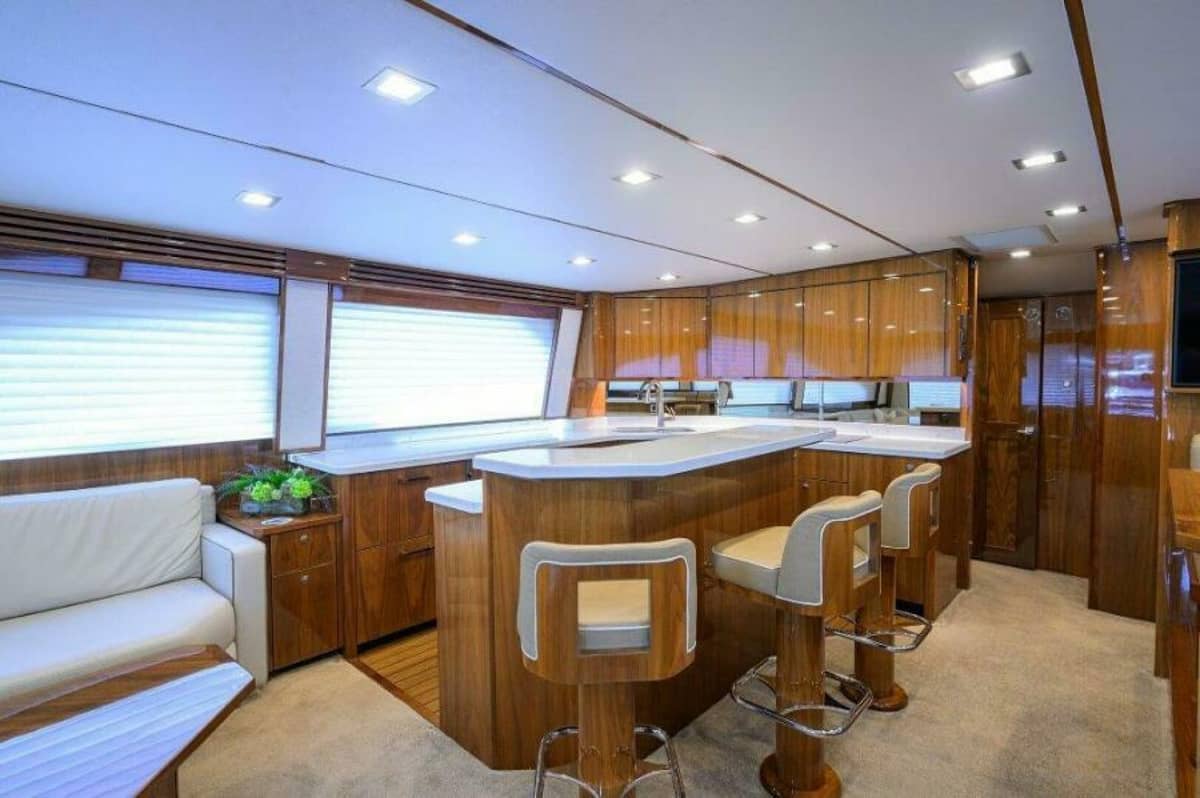 2020 Viking 72 Convertible "Knot Again" photo 8