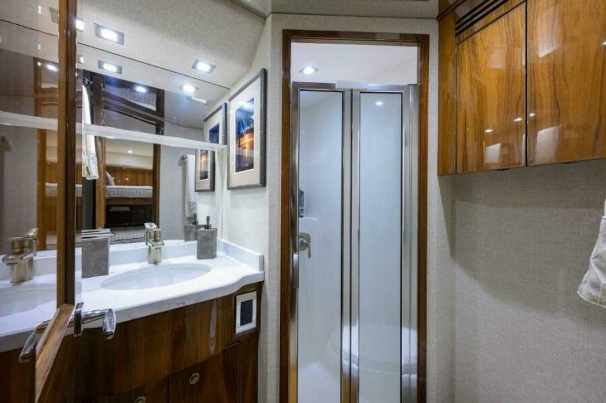 2020 Viking 72 Convertible "Knot Again" photo 25