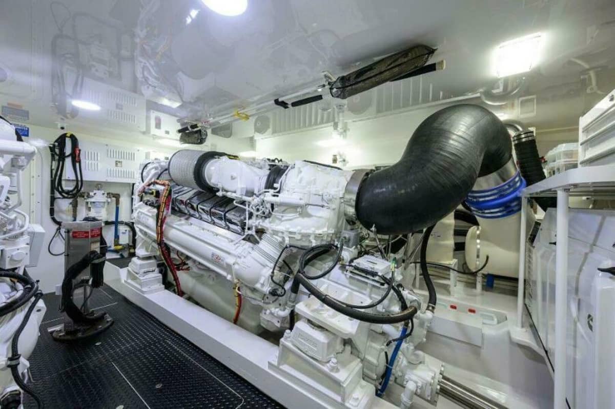 2020 Viking 72 Convertible "Knot Again" photo 46