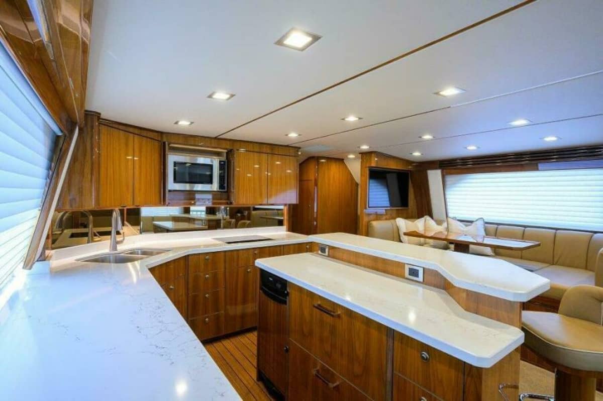 2020 Viking 72 Convertible "Knot Again" photo 11