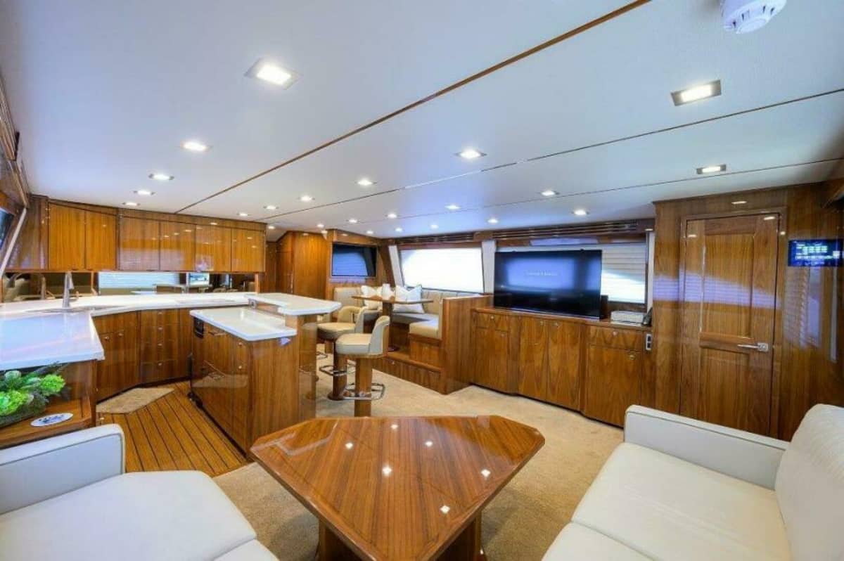 2020 Viking 72 Convertible "Knot Again" photo 6