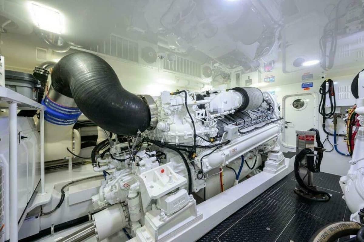 2020 Viking 72 Convertible "Knot Again" photo 47