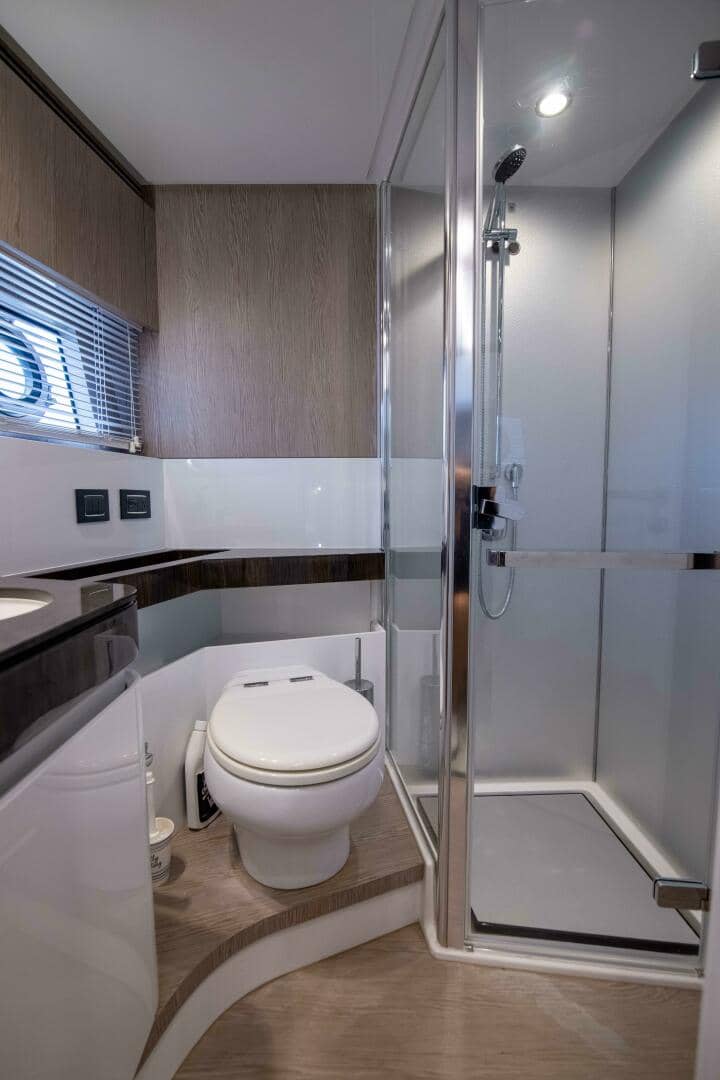 2019 Azimut S7 "Triple Play" photo 41