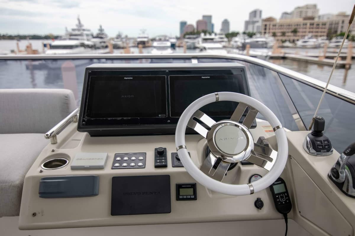 2019 Azimut S7 "Triple Play" photo 51