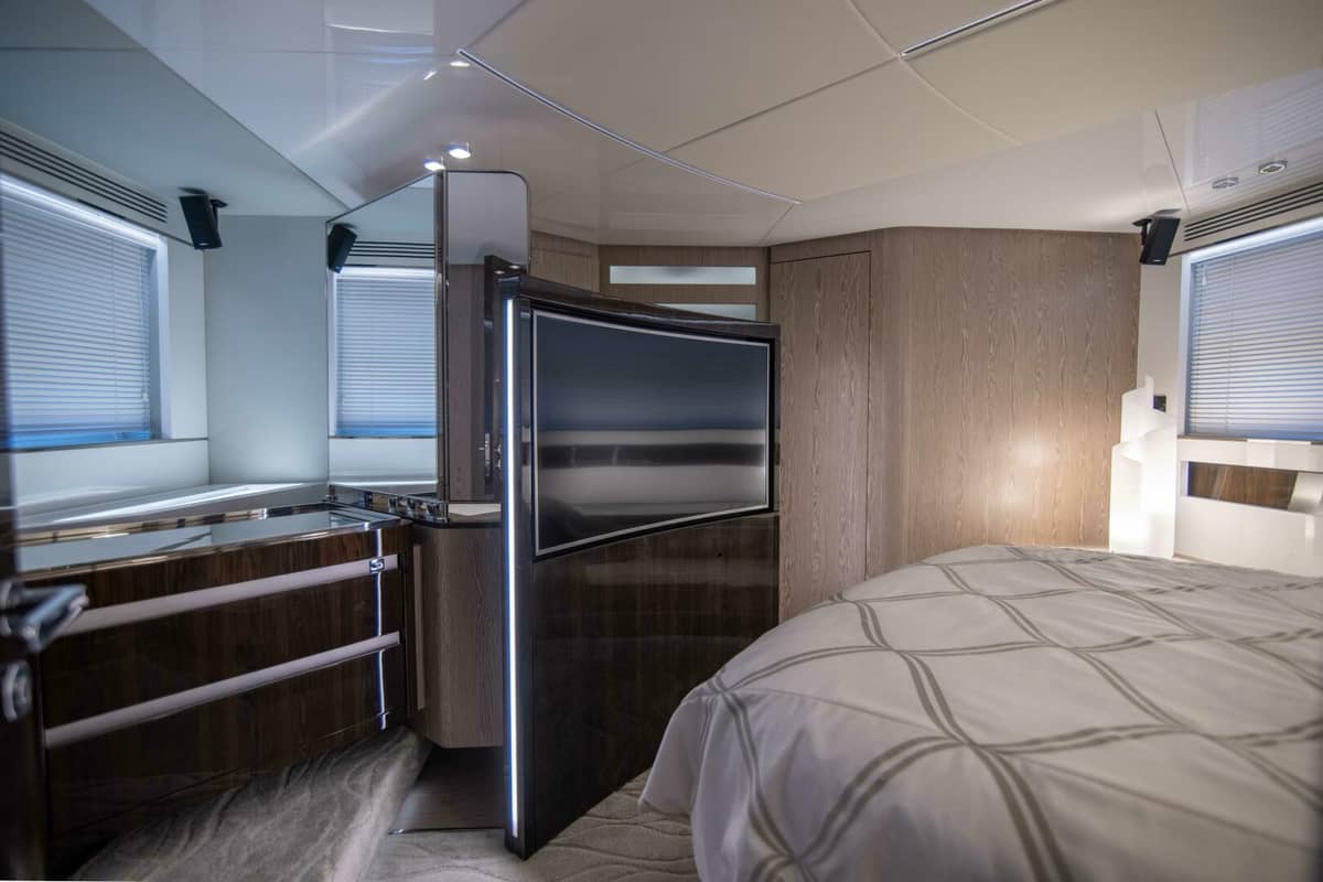2019 Azimut S7 "Triple Play" photo 27