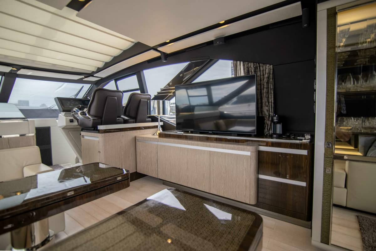 2019 Azimut S7 "Triple Play" photo 17