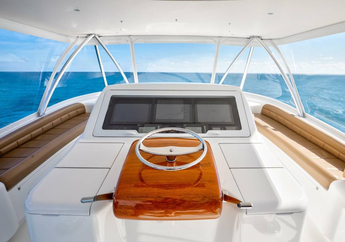 2015 Viking 70 Convertible "Pipe Dreamer" photo 20