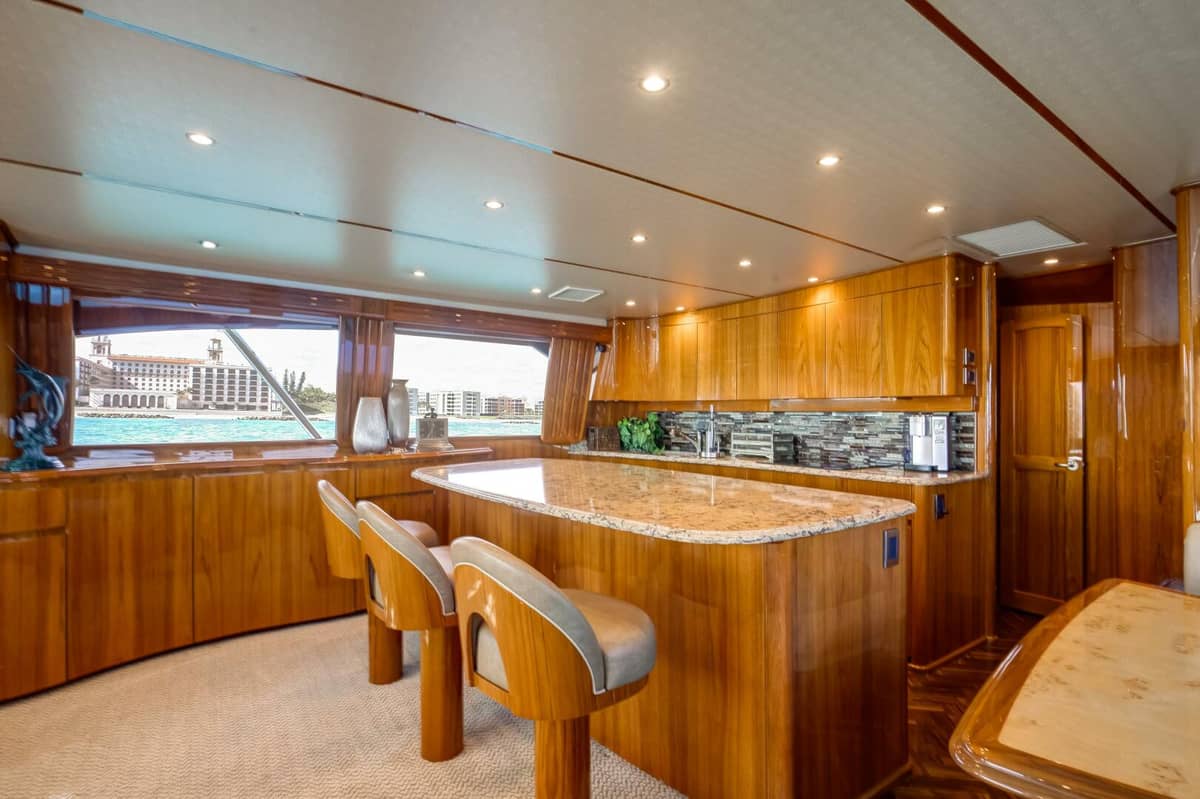 2015 Viking 70 Convertible "Pipe Dreamer" photo 2
