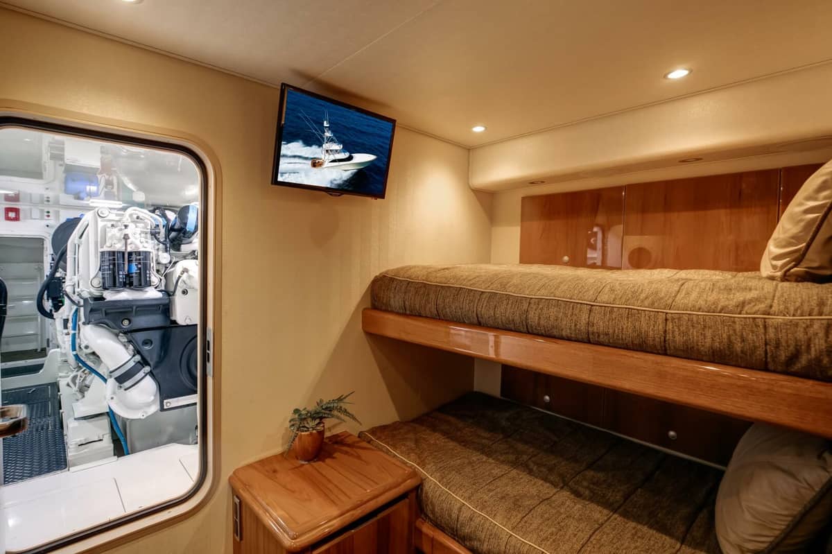 2015 Viking 70 Convertible "Pipe Dreamer" photo 12