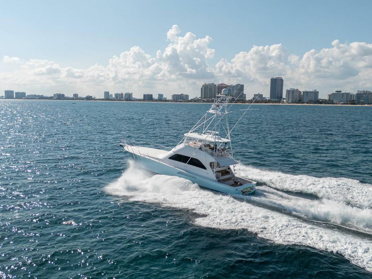 2006 Viking 68 Convertible "RUNNING OVER" photo 11
