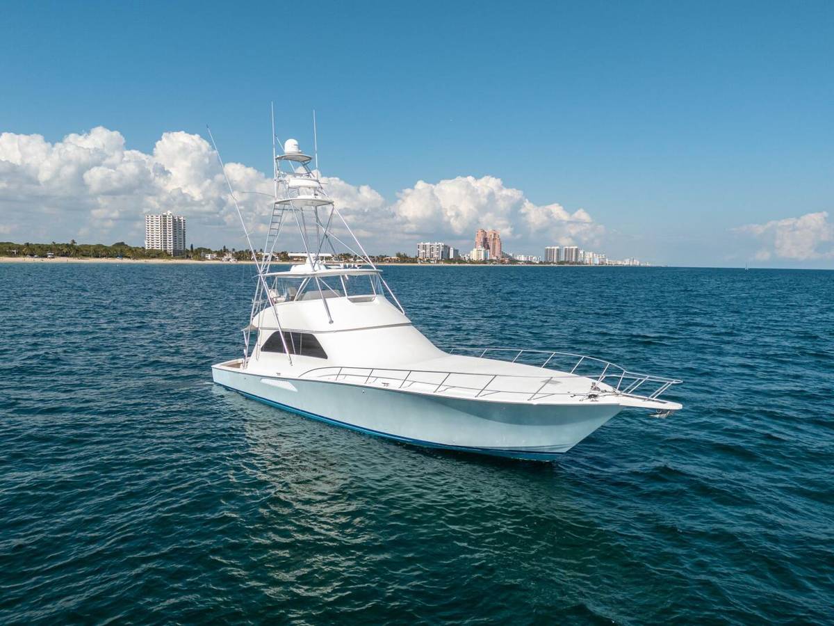 2006 Viking 68 Convertible "RUNNING OVER" photo 8
