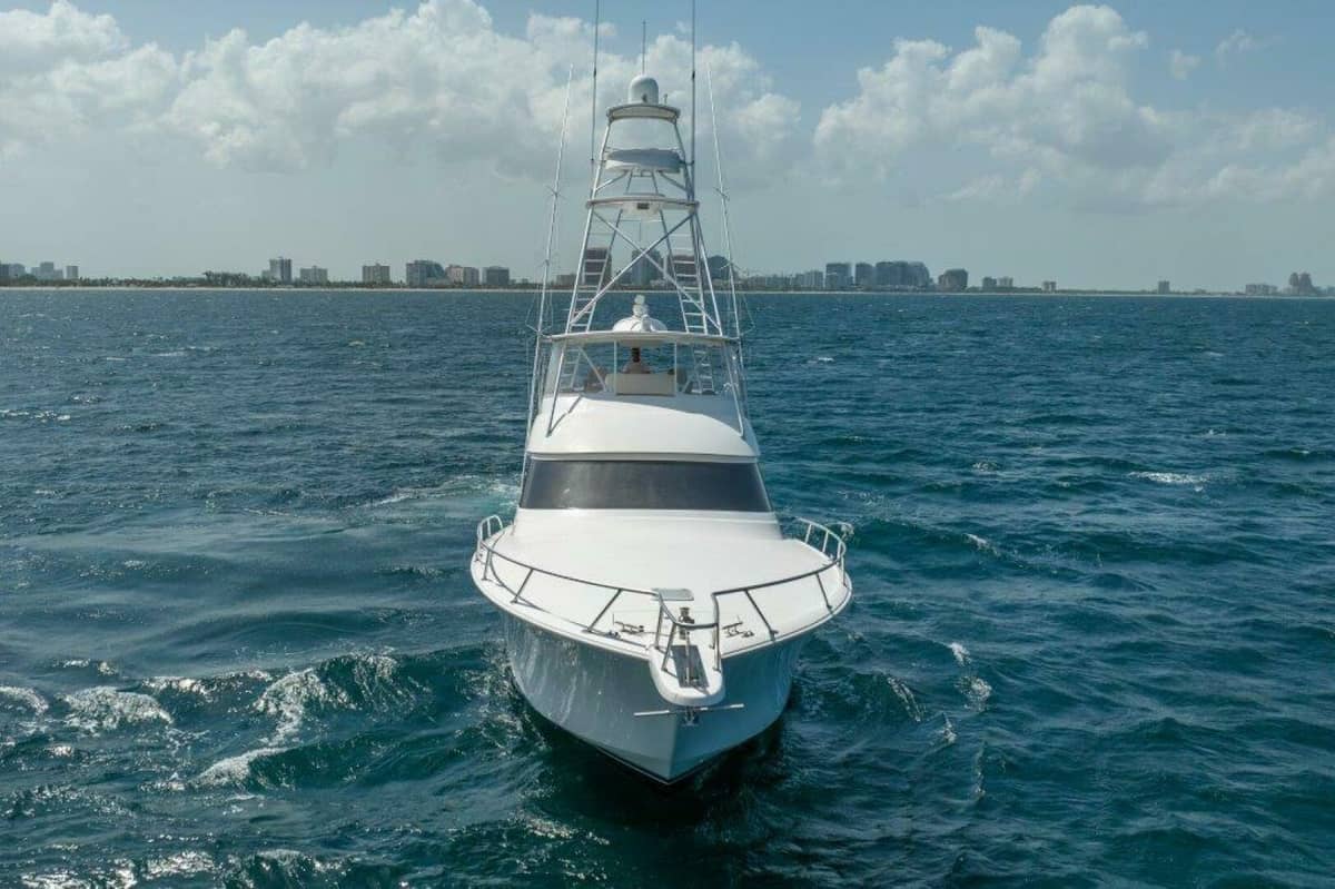 2015 Viking 66 Convertible "No Collars" photo 48