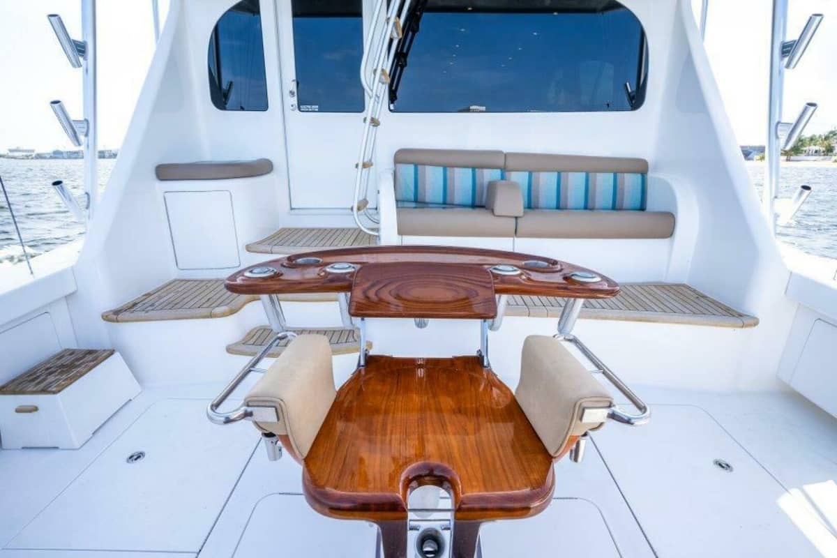 2015 Viking 66 Convertible "No Collars" photo 28