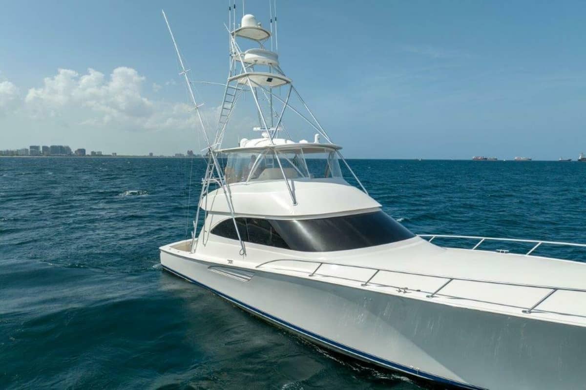 2015 Viking 66 Convertible "No Collars" photo 49