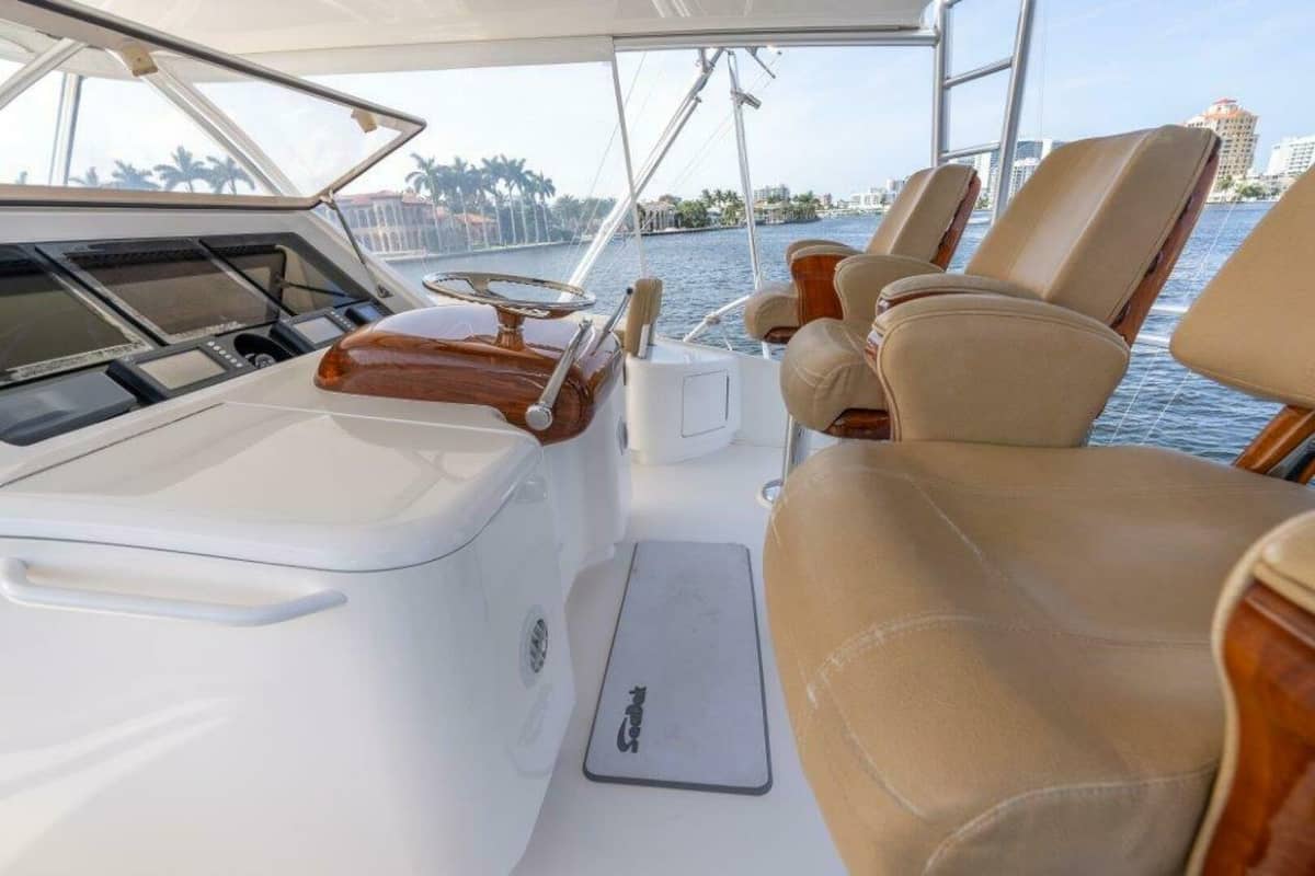 2015 Viking 66 Convertible "No Collars" photo 23