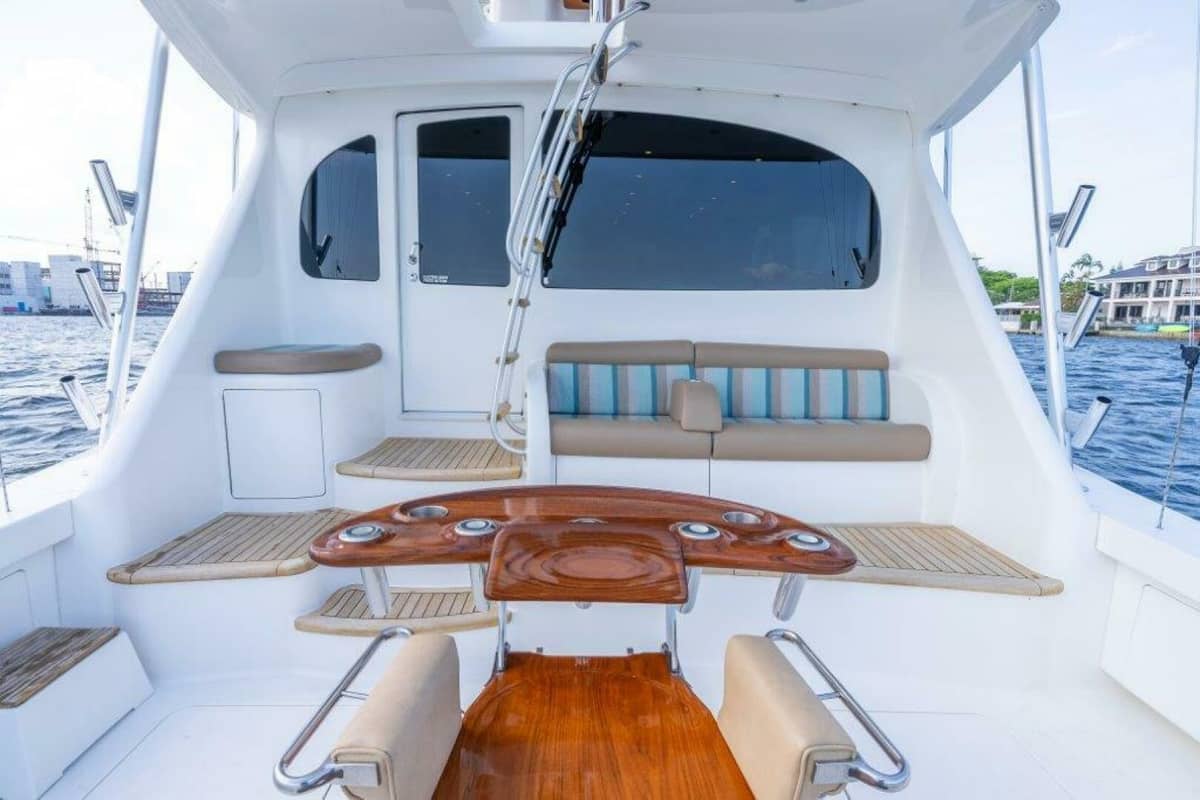 2015 Viking 66 Convertible "No Collars" photo 31