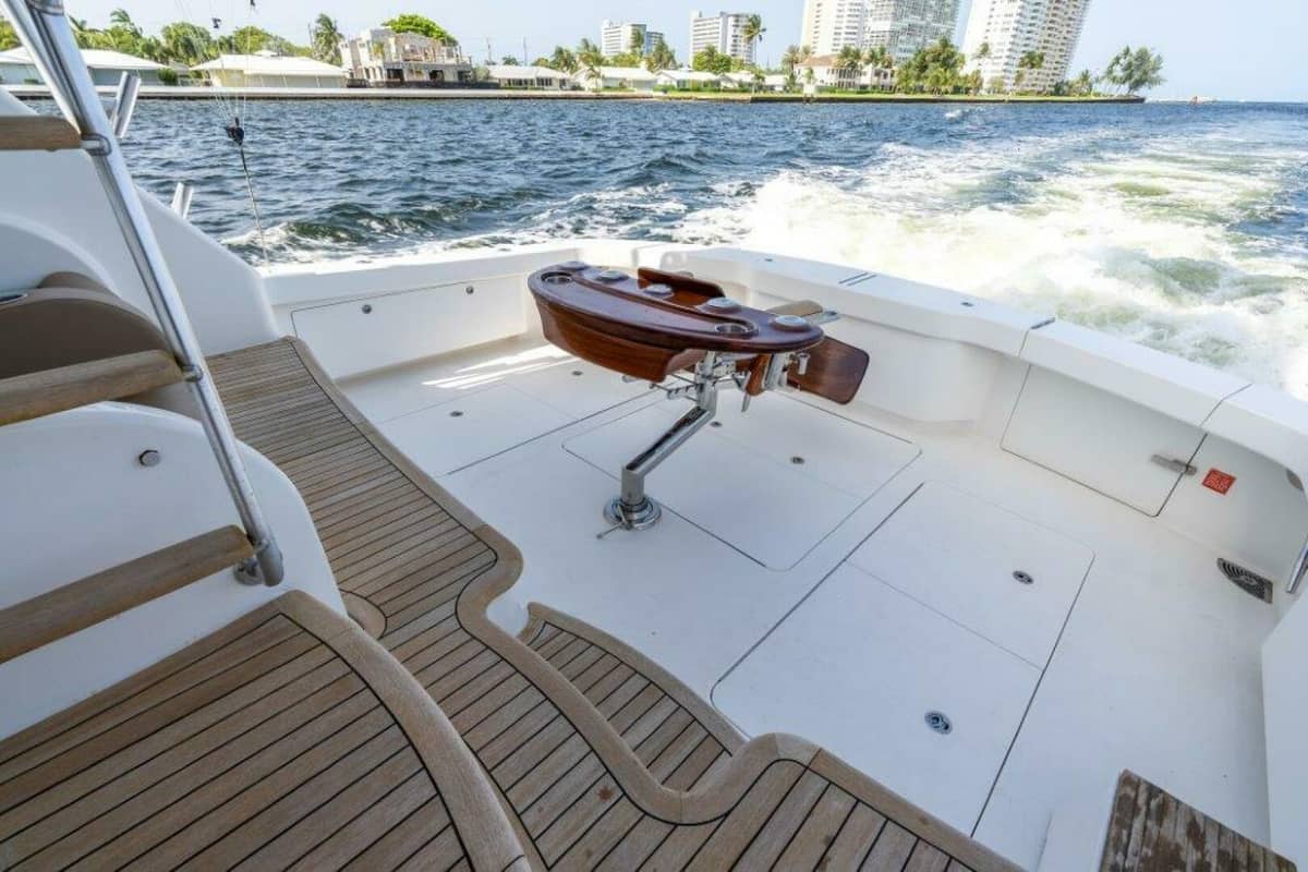 2015 Viking 66 Convertible "No Collars" photo 27
