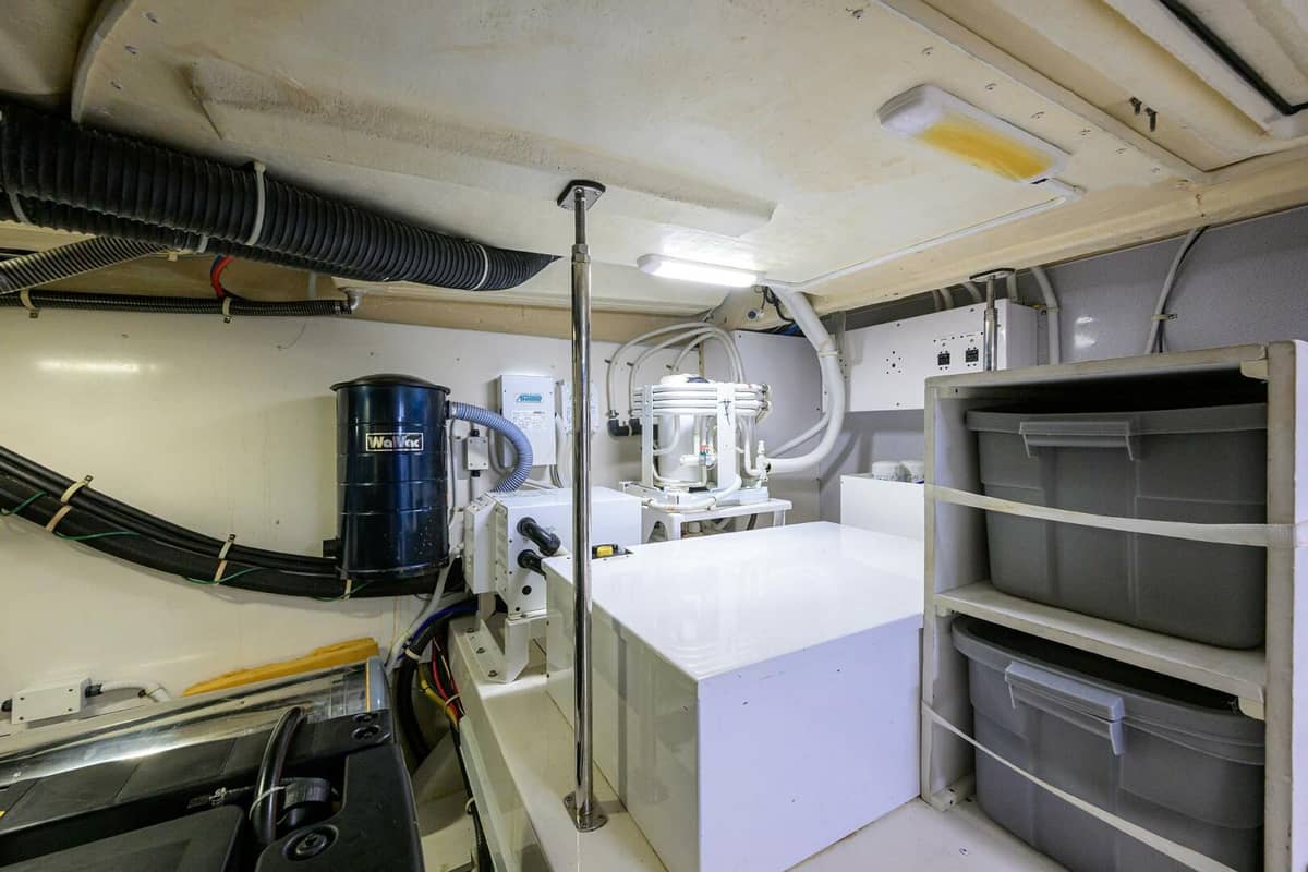 2016 Marquis 660 Sport Yacht "ANDIAMO" photo 44